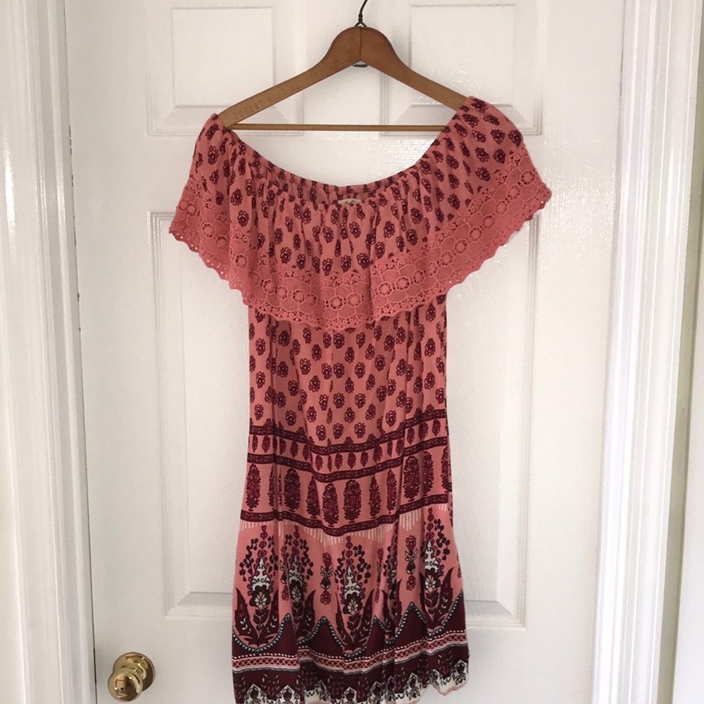 3/$10💜 Off the shoulder dress (juniors)